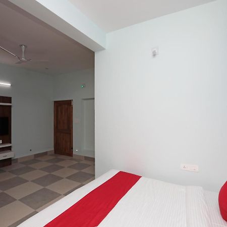 Hotel Oyo 22547 Avigna Residency à Bhubaneswar Extérieur photo